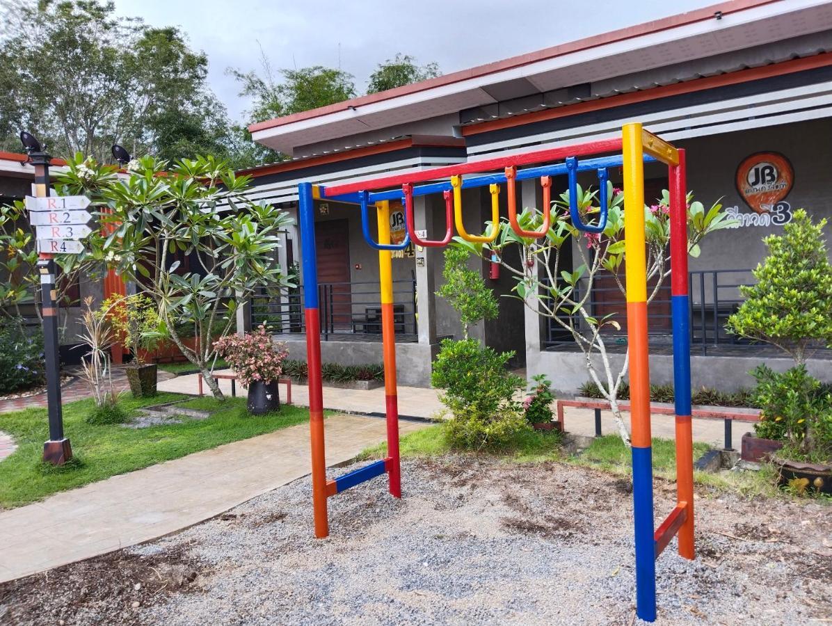 Jb Grand Resort Nakhon Si Thammarat Exterior foto